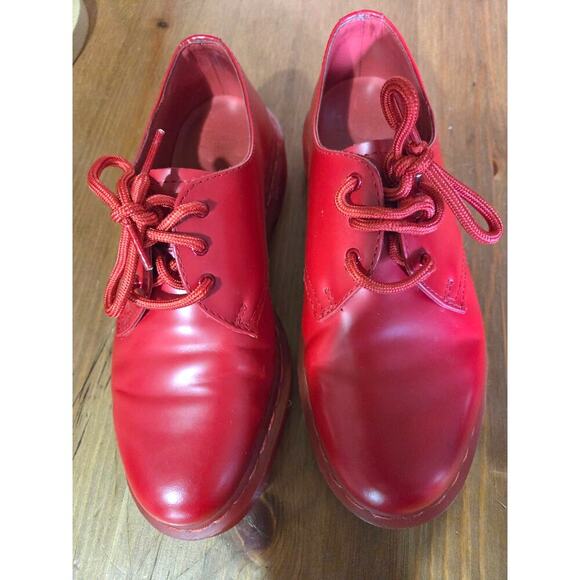 Dr. Martens Poppy Red Oxfords Womens Sz 8 Rare Hard To Find Like New!! - Picture 2 of 8